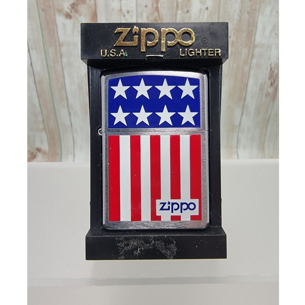 Collectible Zippo Lighter 2000 XVI Old Glory Flag Series USA Banner